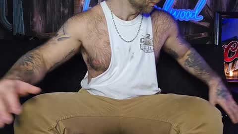 Snapshot of lancehardwood222 chatting on December 31, 2024, 2:08 am LANCE online show from December 31, 2024, 2:08 am