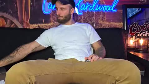 Snapshot of lancehardwood222 chatting on October 15, 2025, 12:44 am LANCE online show from October 15, 2025, 12:44 am