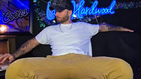 Snapshot of lancehardwood222 chatting on November 22, 2025, 1:15 am LANCE online show from November 22, 2025, 1:15 am