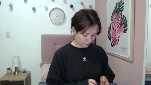 Lanna online show from March 18, 2026, 1:25 pm