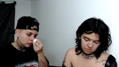 Snapshot of lannie_gonzales chatting on February 22, 2025, 2:17 am LANNIE   online show from February 22, 2025, 2:17 am