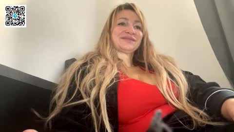 Olena online show from November 15, 2025, 2:46 pm