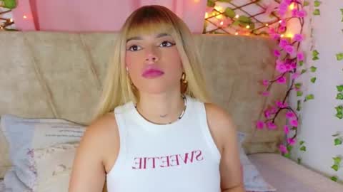 Lara Gill online show from March 3, 2026, 7:53 pm