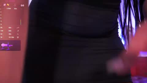 Hello Guys I am Lara Giraldo  WELCOME To my room online show from February 9, 2026, 11:42 pm