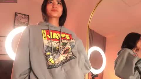 Lara Madisson online show from November 15, 2025, 6:44 am