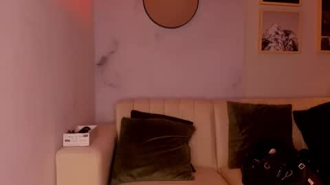 Snapshot of lara_madisson chatting on February 3, 2026, 5:16 am Lara Madisson online show from February 3, 2026, 5:16 am