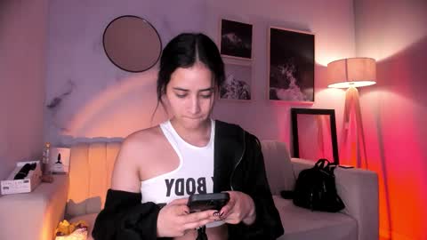 Snapshot of lara_madisson chatting on February 9, 2026, 5:33 am Lara Madisson online show from February 9, 2026, 5:33 am