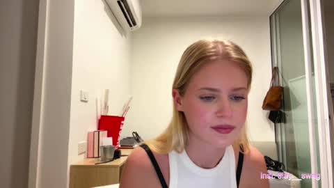 Stella online show from February 9, 2026, 10:19 am