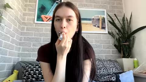 lara online show from March 19, 2026, 12:20 pm