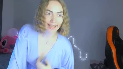 Snapshot of larakrein_lk chatting on February 1, 2026, 6:17 pm LaraKrein lk online show from February 1, 2026, 6:17 pm