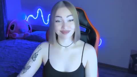 Snapshot of larakrein_lk chatting on February 17, 2026, 4:35 pm LaraKrein lk online show from February 17, 2026, 4:35 pm