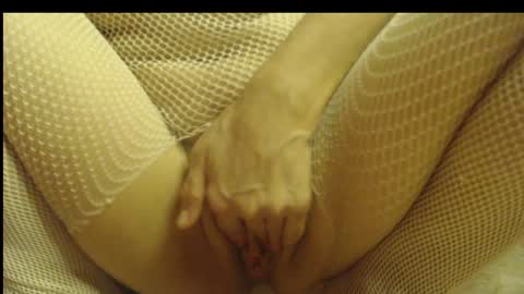 laralhotr online show from January 2, 2025, 8:57 pm