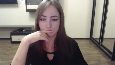 Snapshot of laralianna chatting on December 8, 2024, 2:52 pm Laralianna online show from December 8, 2024, 2:52 pm