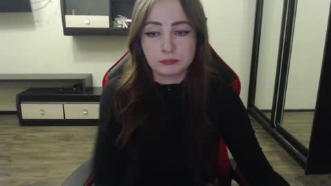 Snapshot of laralianna chatting on February 21, 2025, 6:48 pm Laralianna online show from February 21, 2025, 6:48 pm