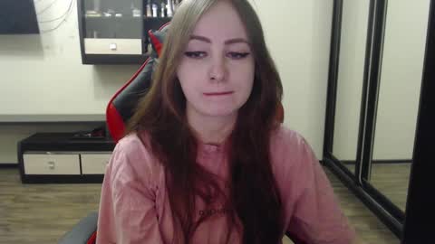 Snapshot of laralianna chatting on February 22, 2025, 5:02 pm Laralianna online show from February 22, 2025, 5:02 pm