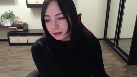 Snapshot of laralianna chatting on September 24, 2025, 2:09 pm Laralianna online show from September 24, 2025, 2:09 pm