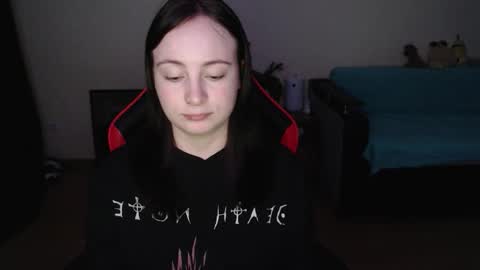 Snapshot of laralianna chatting on December 13, 2025, 8:04 pm Laralianna online show from December 13, 2025, 8:04 pm