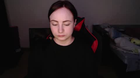 Laralianna online show from April 11, 2026, 6:12 pm