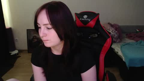 Snapshot of laralianna chatting on April 24, 2026, 8:39 am Laralianna online show from April 24, 2026, 8:39 am