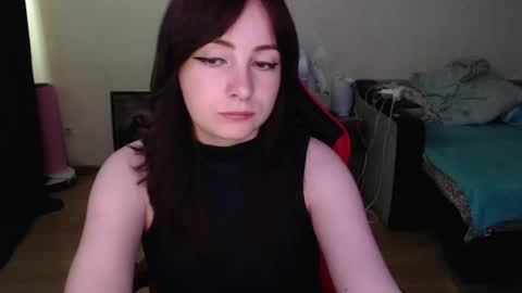Snapshot of laralianna chatting on July 1, 2026, 6:04 am Laralianna online show from July 1, 2026, 6:04 am