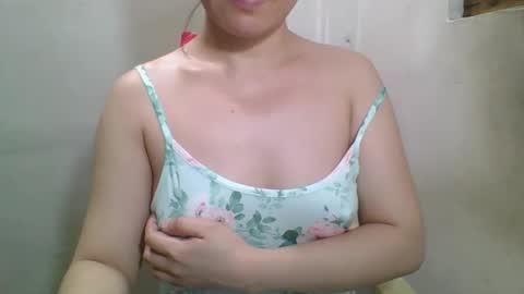 Snapshot of laricemsbest chatting on February 12, 2026, 4:35 pm Larice online show from February 12, 2026, 4:35 pm