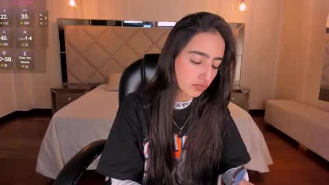 Larisa Smirnov online show from January 11, 2026, 4:06 am