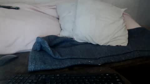 Lariss online show from January 9, 2026, 9:27 pm