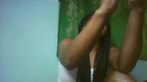 larissa645771 online show from January 13, 2026, 6:13 pm