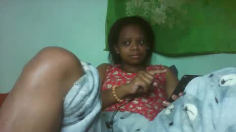 larissa645771 online show from February 25, 2026, 7:56 pm