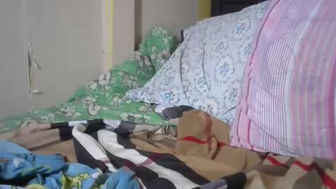 Snapshot of larissah99 chatting on March 2, 2026, 6:58 am larissah99 online show from March 2, 2026, 6:58 am