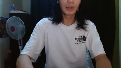 Snapshot of larochefoucauld chatting on May 10, 2026, 1:49 pm Francois online show from May 10, 2026, 1:49 pm