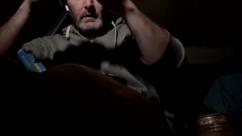 larrythelover23 online show from April 19, 2026, 5:51 am