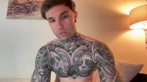 Snapshot of larsskeet chatting on February 19, 2026, 6:26 pm larsskeet online show from February 19, 2026, 6:26 pm