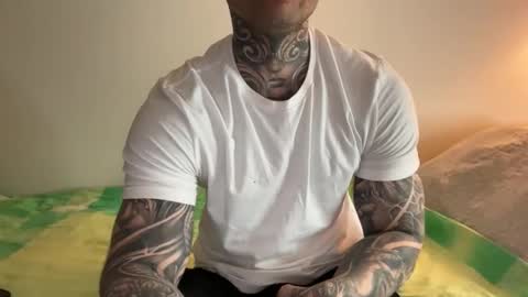 Snapshot of larsskeet chatting on March 16, 2026, 1:15 pm larsskeet online show from March 16, 2026, 1:15 pm
