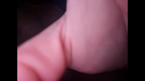 larzd8 online show from October 28, 2025, 5:48 pm