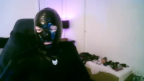 latexminheadroom online show from October 26, 2025, 1:44 am