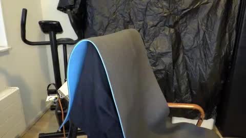 latexslaafboy online show from January 8, 2026, 8:05 am