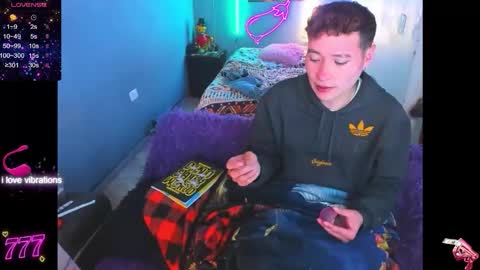 Snapshot of latin_boysxxx_ chatting on February 15, 2026, 2:41 am latin_boysxxx_ online show from February 15, 2026, 2:41 am