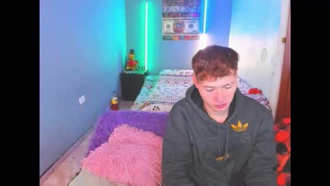 Snapshot of latin_boysxxx_ chatting on February 23, 2026, 3:15 am latin_boysxxx_ online show from February 23, 2026, 3:15 am