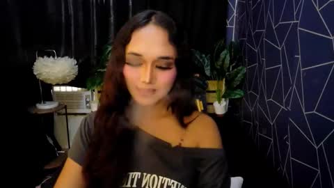 latina_kia online show from February 21, 2026, 1:06 am