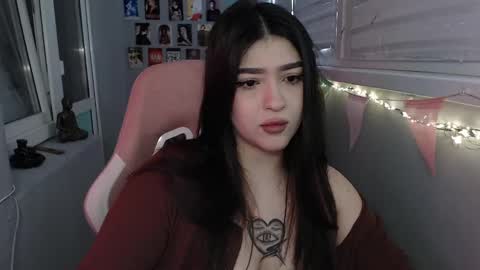 miiiiiiaaaa online show from March 3, 2025, 9:44 am