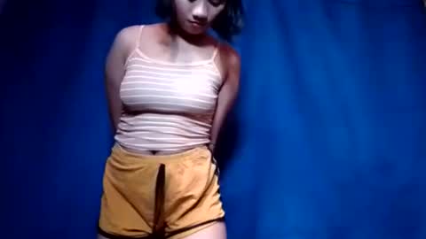 latina_shaine online show from March 25, 2026, 2:28 am