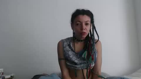 Latinacoka online show from November 13, 2025, 12:37 pm