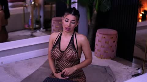 Latina online show from March 18, 2026, 6:11 pm
