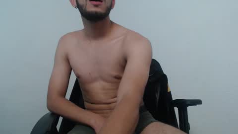 Snapshot of latinbunny7779 chatting on December 2, 2024, 11:40 pm camilo online show from December 2, 2024, 11:40 pm