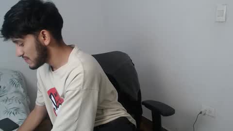 Snapshot of latinbunny7779 chatting on December 14, 2024, 12:22 am camilo online show from December 14, 2024, 12:22 am