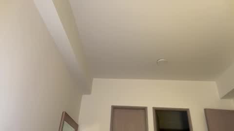 Snapshot of latinella chatting on October 30, 2025, 7:43 am Hi - online show from October 30, 2025, 7:43 am