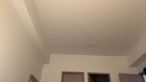 Snapshot of latinella chatting on February 8, 2026, 5:00 am Hi - online show from February 8, 2026, 5:00 am