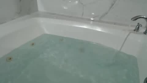 Chris online show from January 19, 2025, 1:44 pm