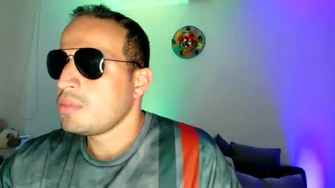 Latingogo online show from March 22, 2026, 2:37 am